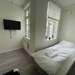 Neksor بيت شباب